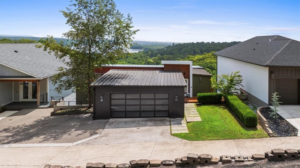 Property Photo:  9192 N Park Road  AR 72756 