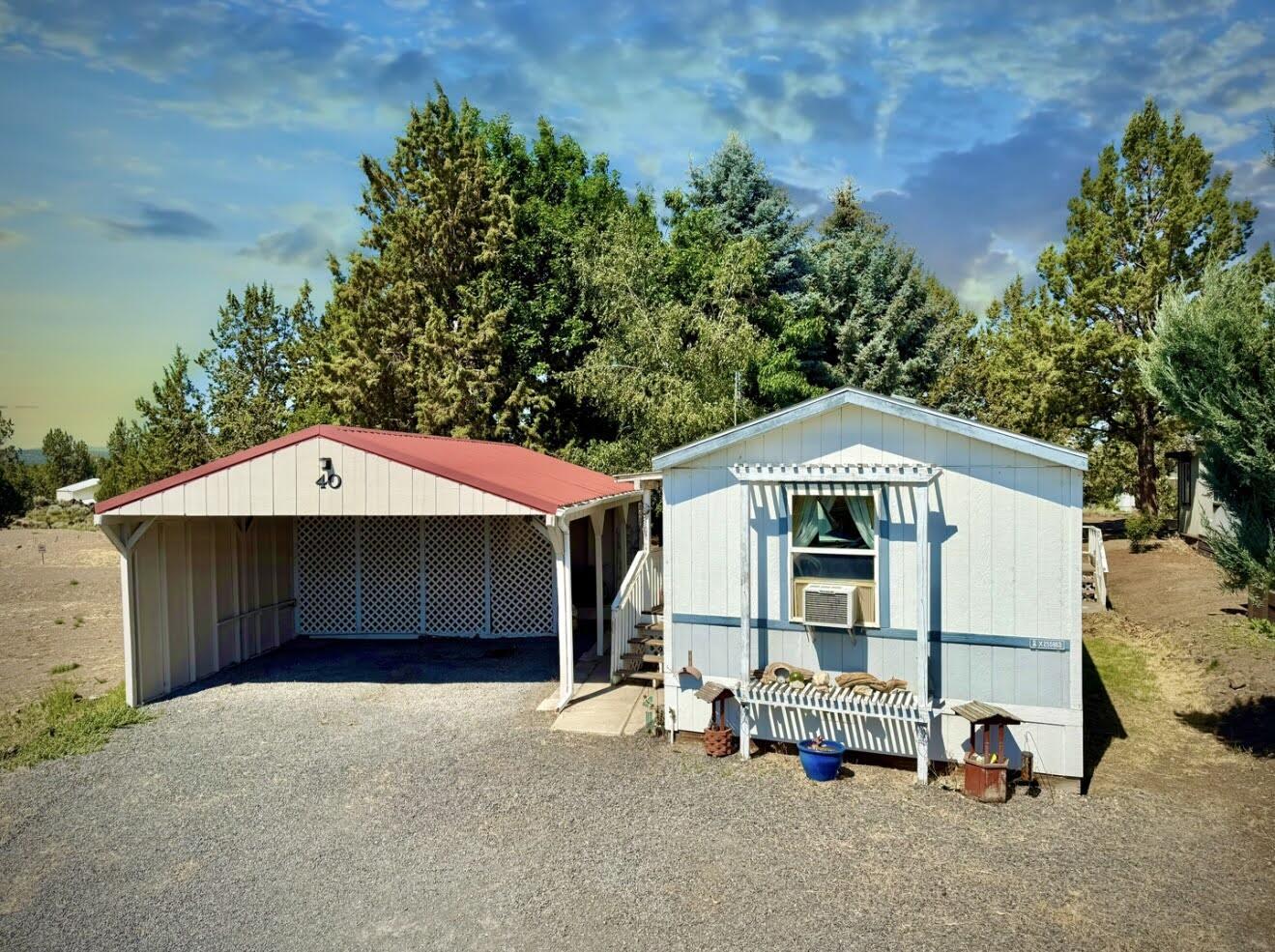 Property Photo: 6100 S Hwy 97 40 OR 97756