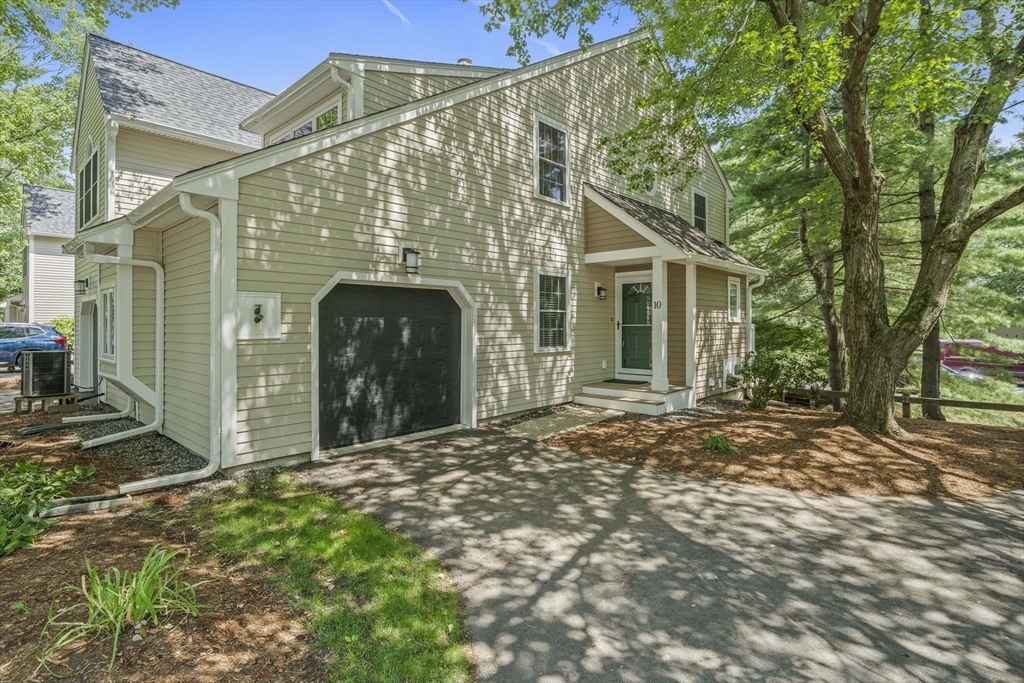 Property Photo:  160 Pine St 10  MA 02466 