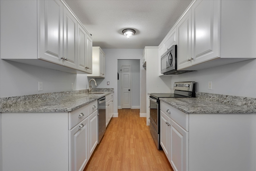 Property Photo:  432 Old Chatham Rd. 309  MA 02638 