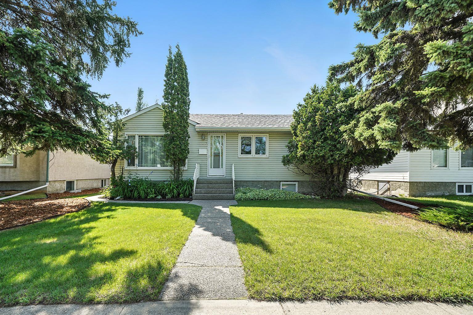 Property Photo:  3422 49 Avenue  AB T4N 3W2 
