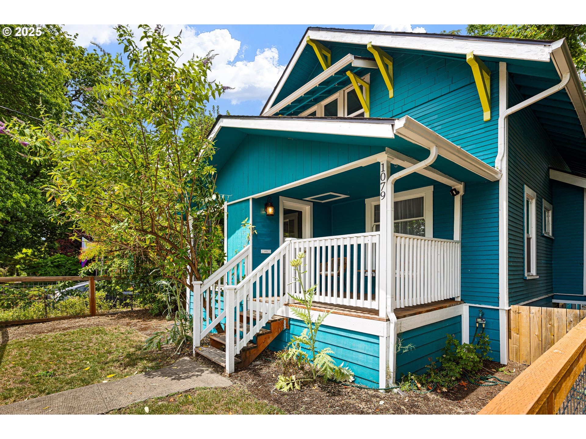 Property Photo: 1079 W 5th Ave OR 97402