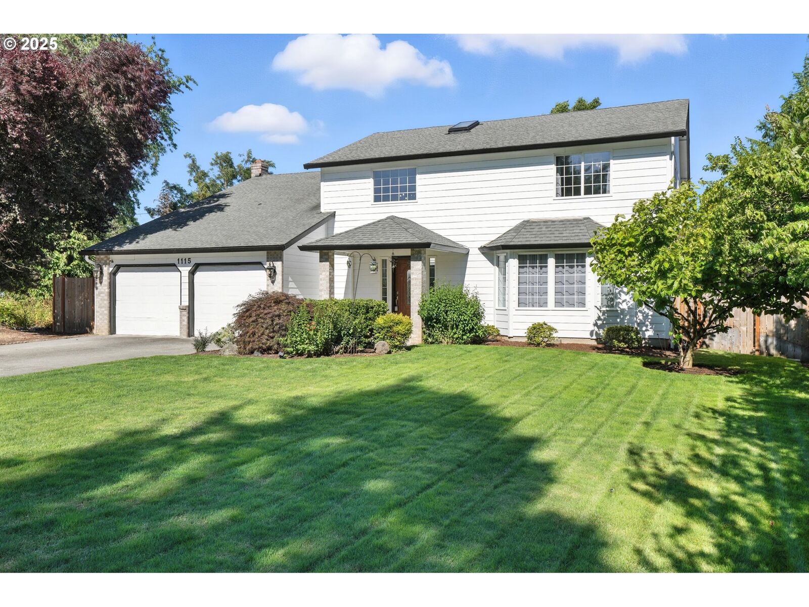 Property Photo: 1115 SE Morgan Rd WA 98664