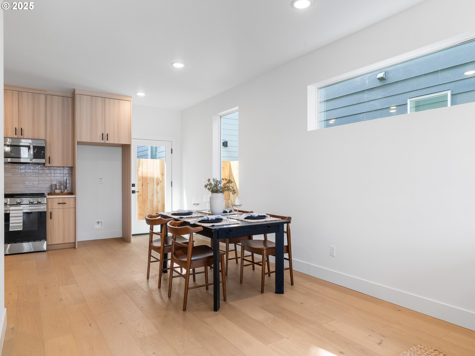 Property Photo: 4328 NE Going St OR 97218