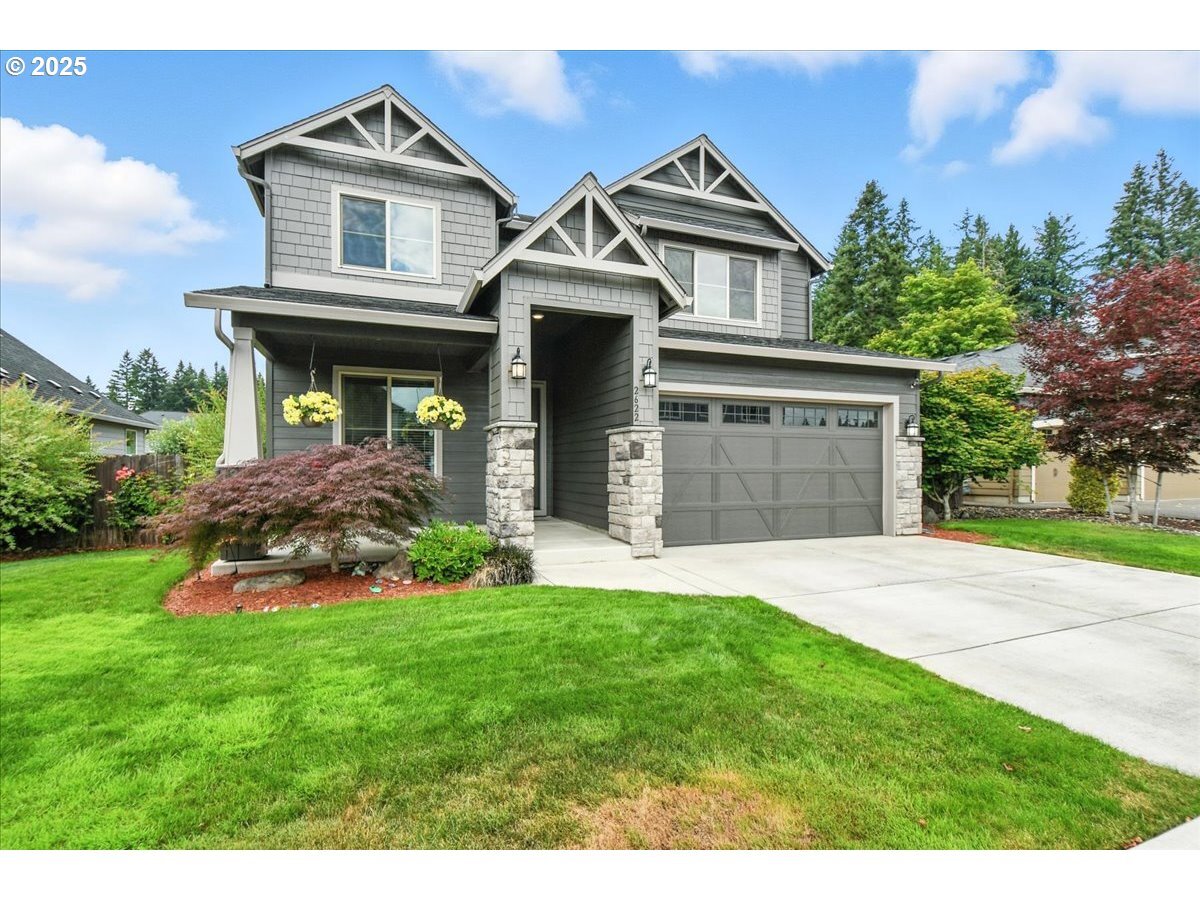Property Photo:  2622 NE 8th Ave  WA 98604 