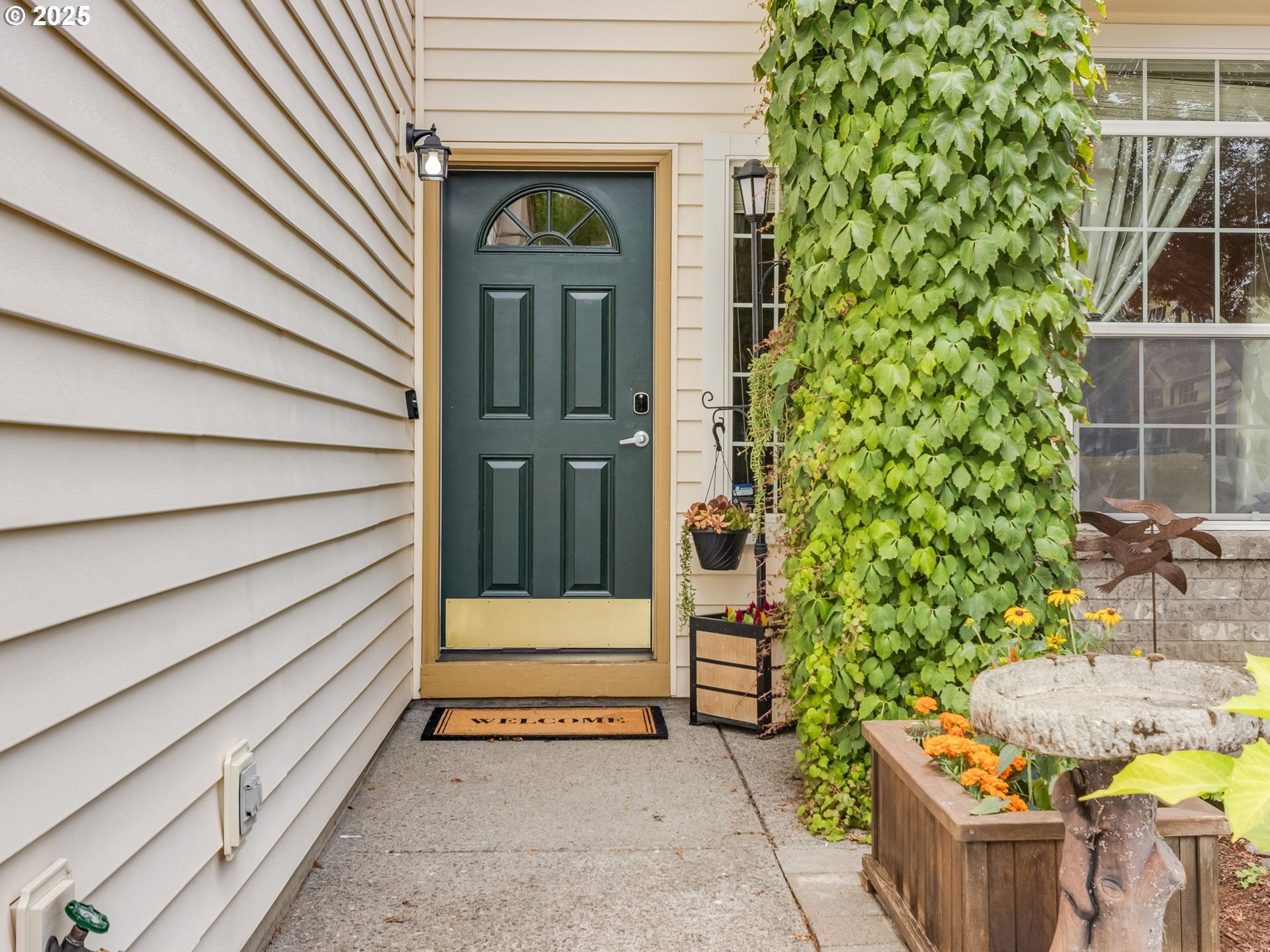 Property Photo:  11301 NE 38th Ct  WA 98686 