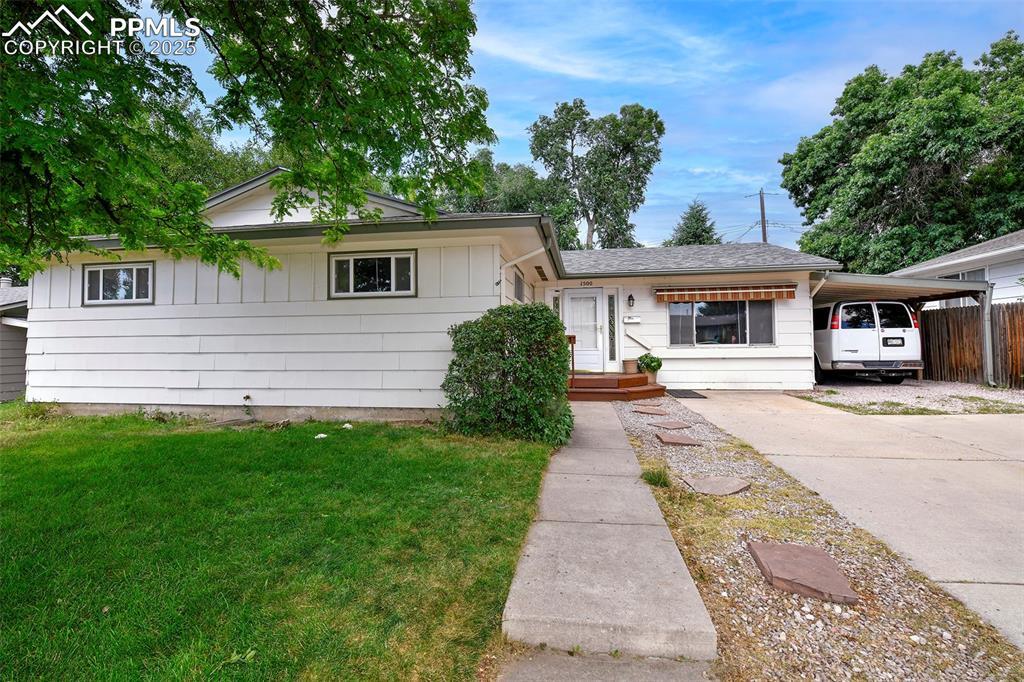 Property Photo: 1500 Main Street CO 80911