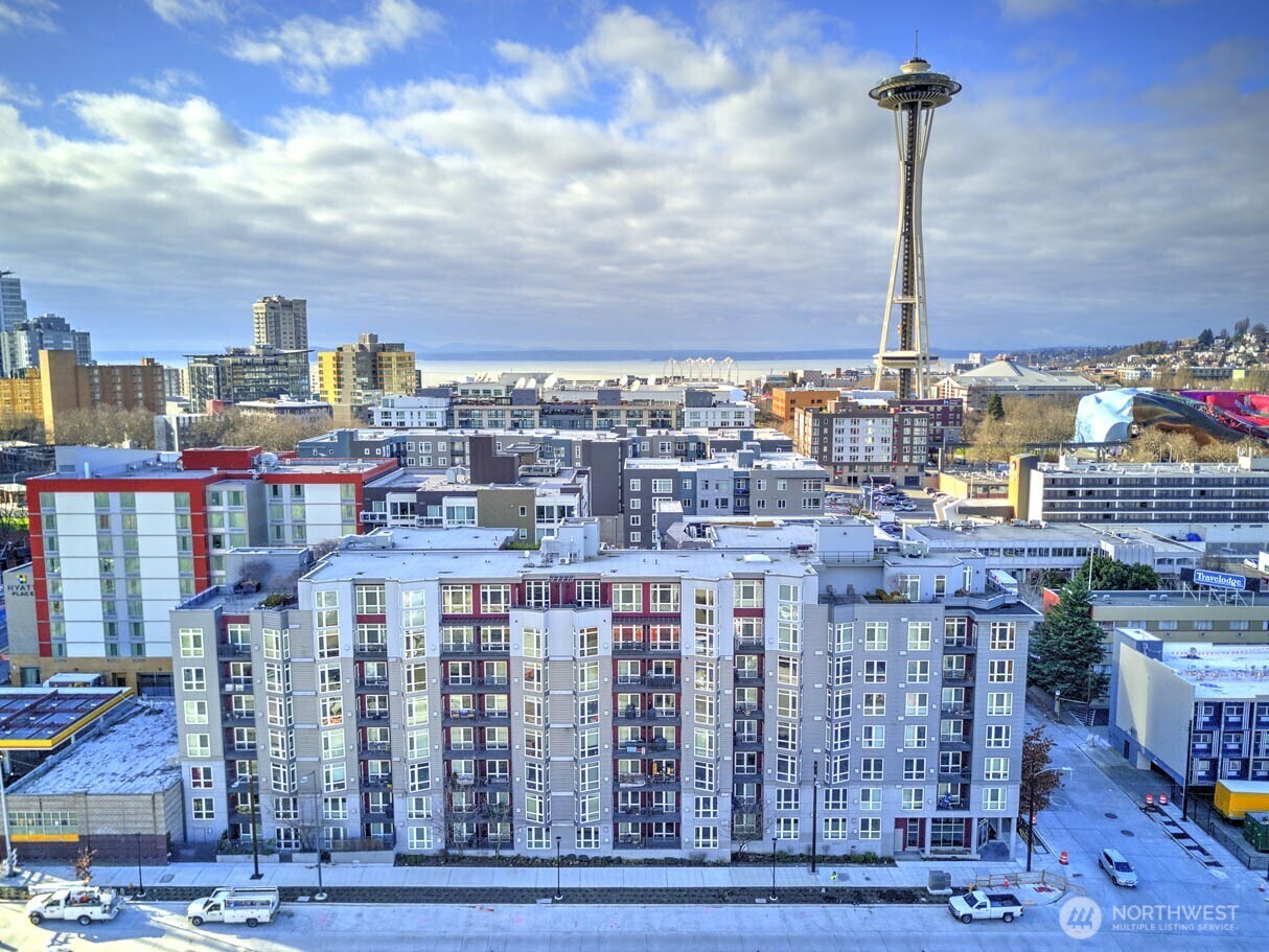 Property Photo: 699 John Street 306 WA 98109