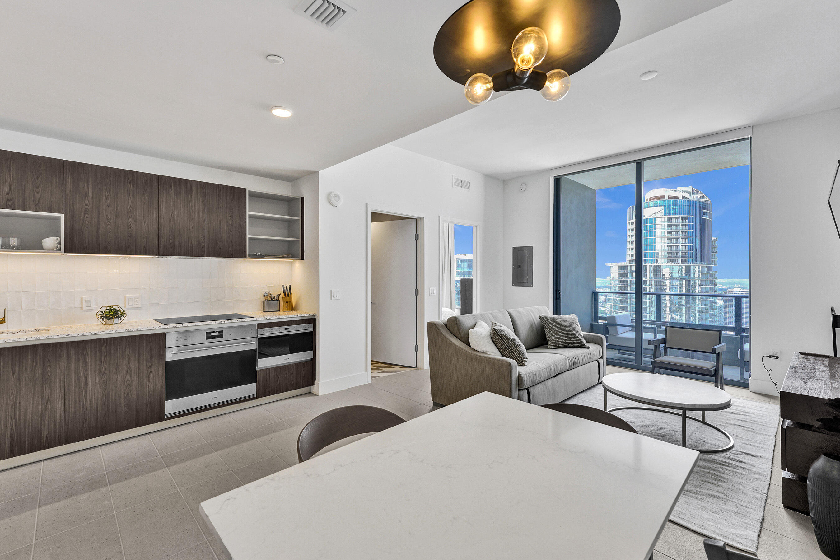Property Photo: 159 NE 6th Street 4813 FL 33132