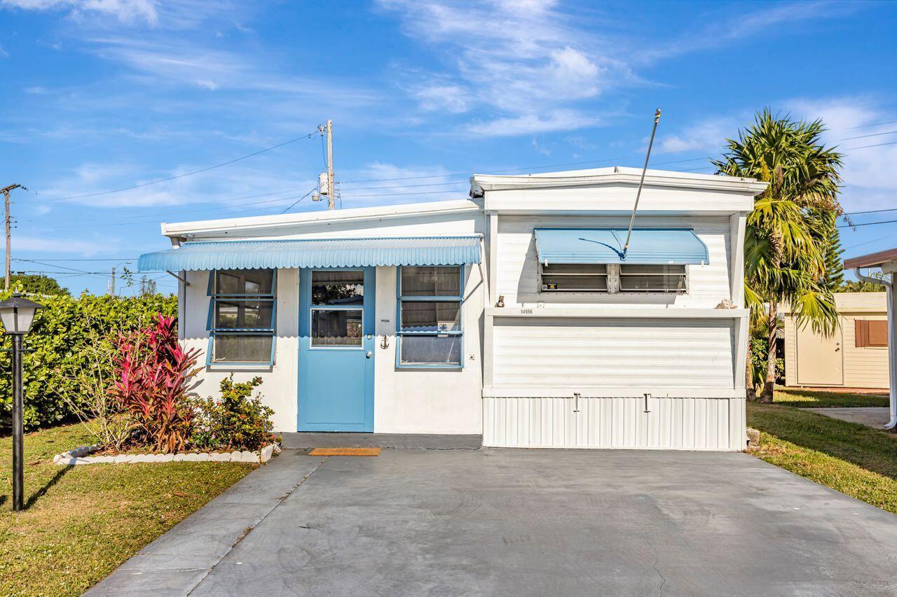 Property Photo: 14456 Glenview Drive FL 33445