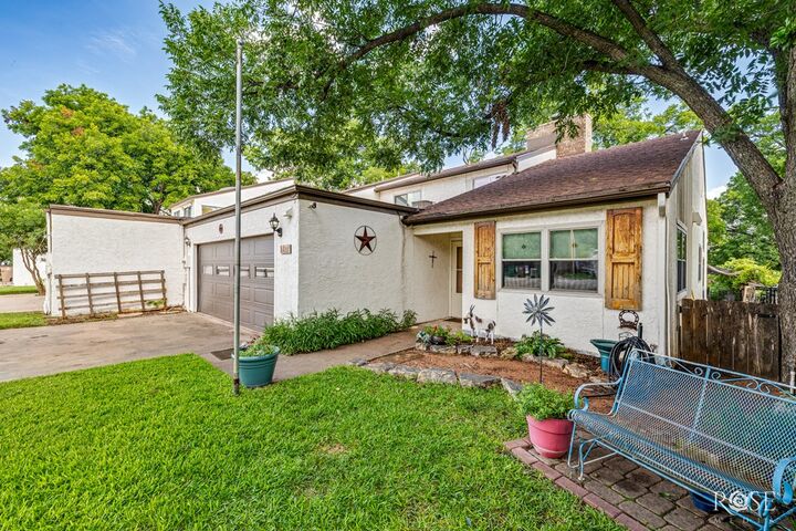 Property Photo: 4223 Riverbend TX 76903