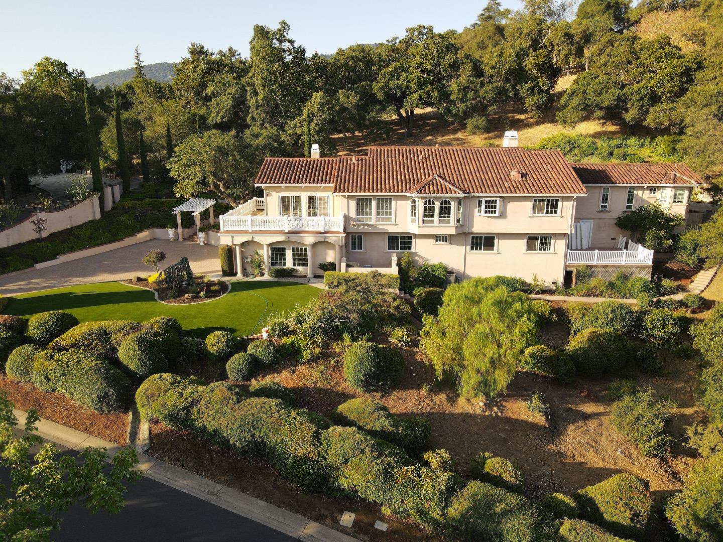 Property Photo:  11650 Dawson Drive  CA 94024 