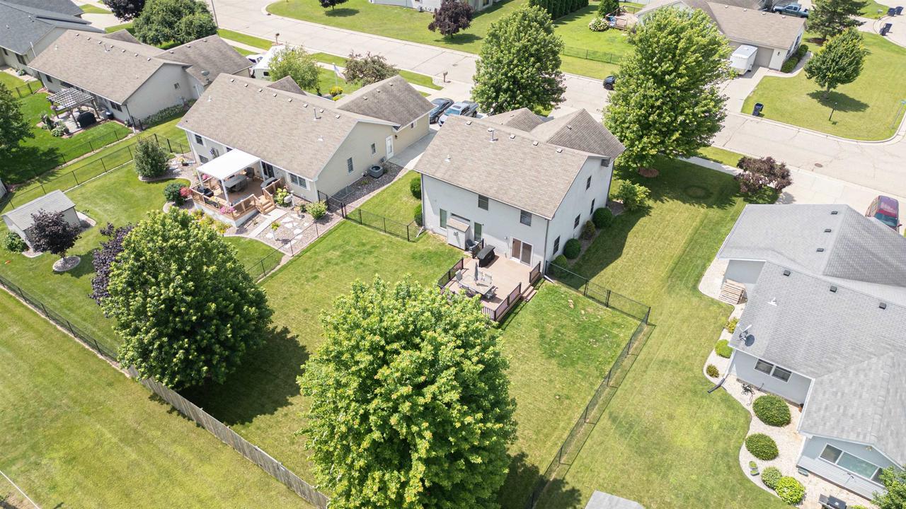Property Photo:  4128 Hawkridge Drive  WI 53546 