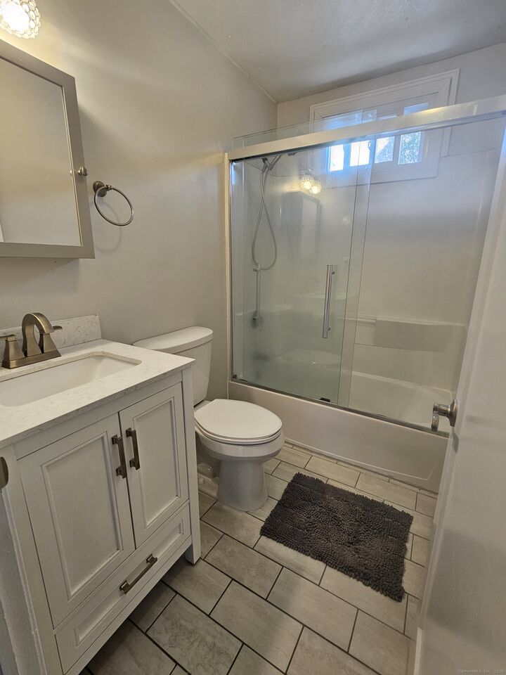 Property Photo:  8 Haigh Avenue  CT 06357 