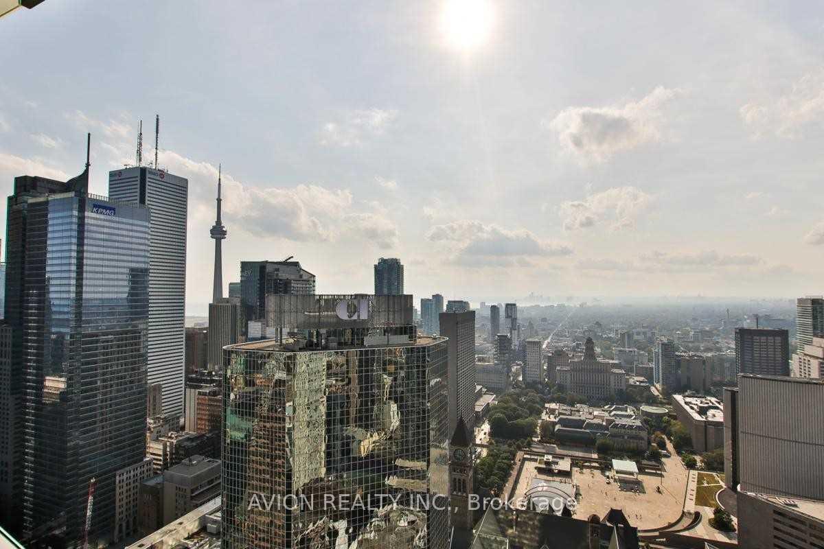 Property Photo: 197 Yonge Street 4509 ON M5B 1M4