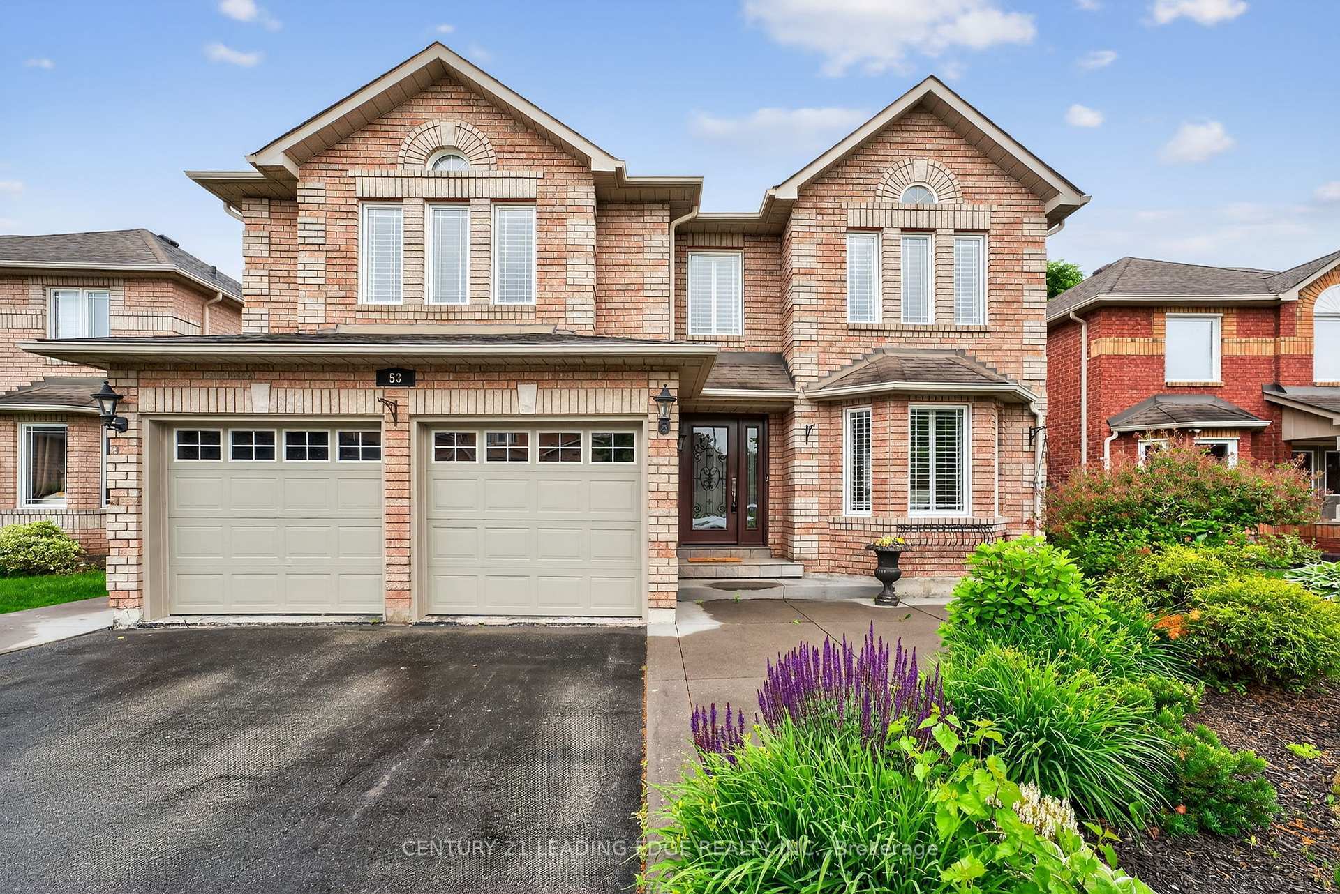 Property Photo: 53 Fairwood Drive ON L4P 3S2