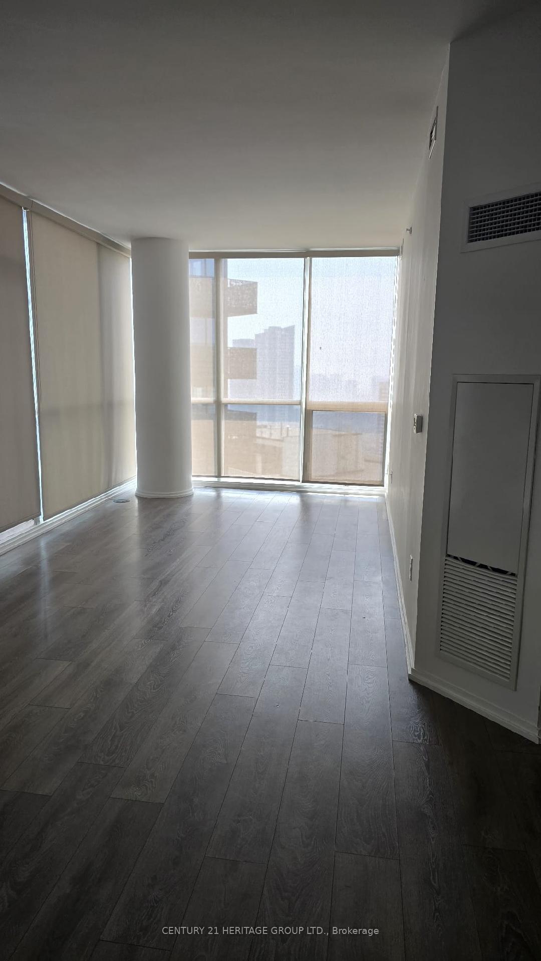 Property Photo: 45 Charles Street E 3112 ON M4Y 1R9