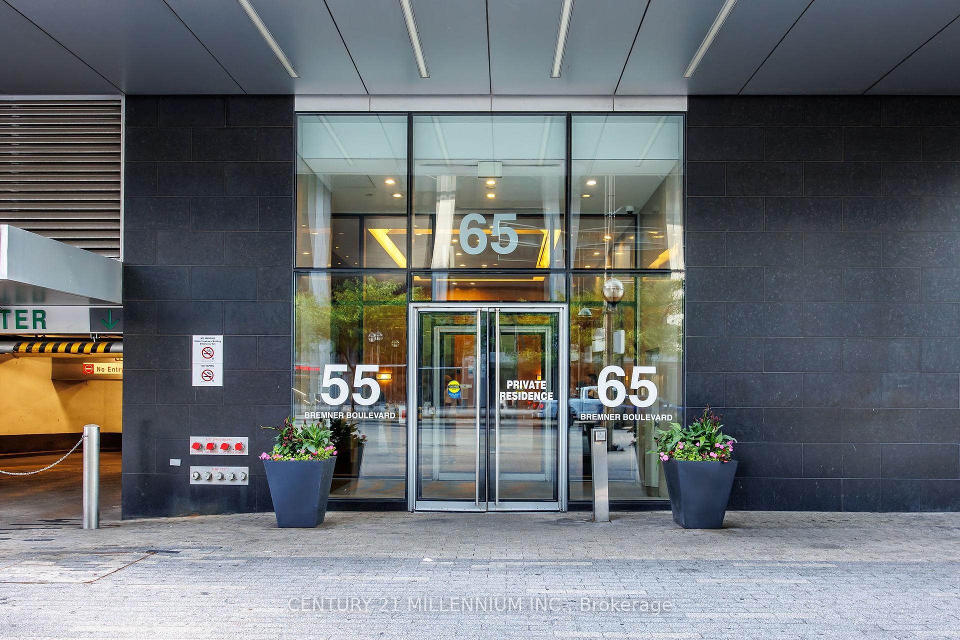 Property Photo: 65 Bremner Boulevard W 4503 ON M5J 0A7