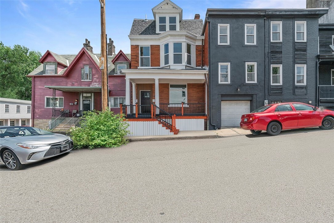 Property Photo: 295 38th PA 15201