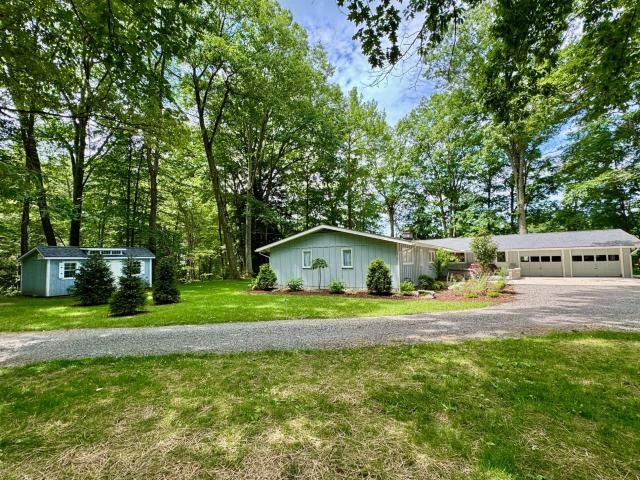 Property Photo: 20 Driftwood Drive PA 16365