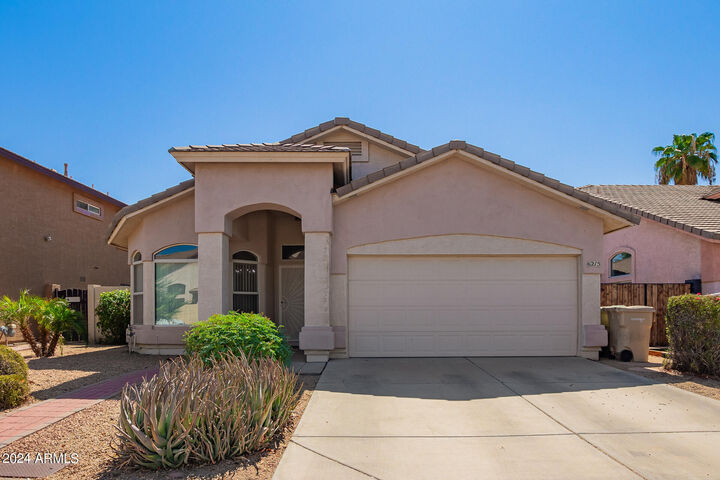 Property Photo: 6215 W Navajo Drive AZ 85302