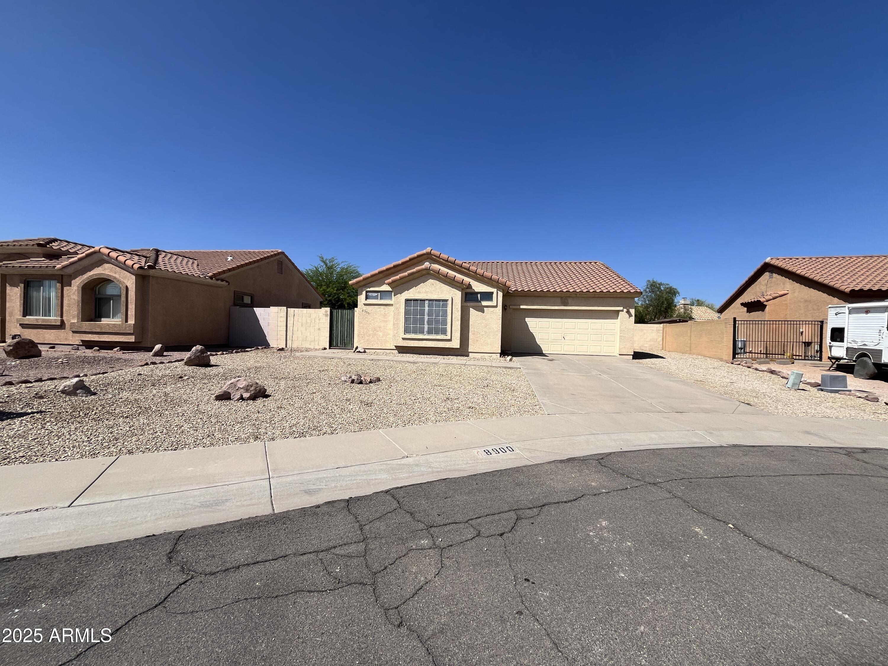 8900 E Rainier Drive  Gold Canyon AZ 85118 photo