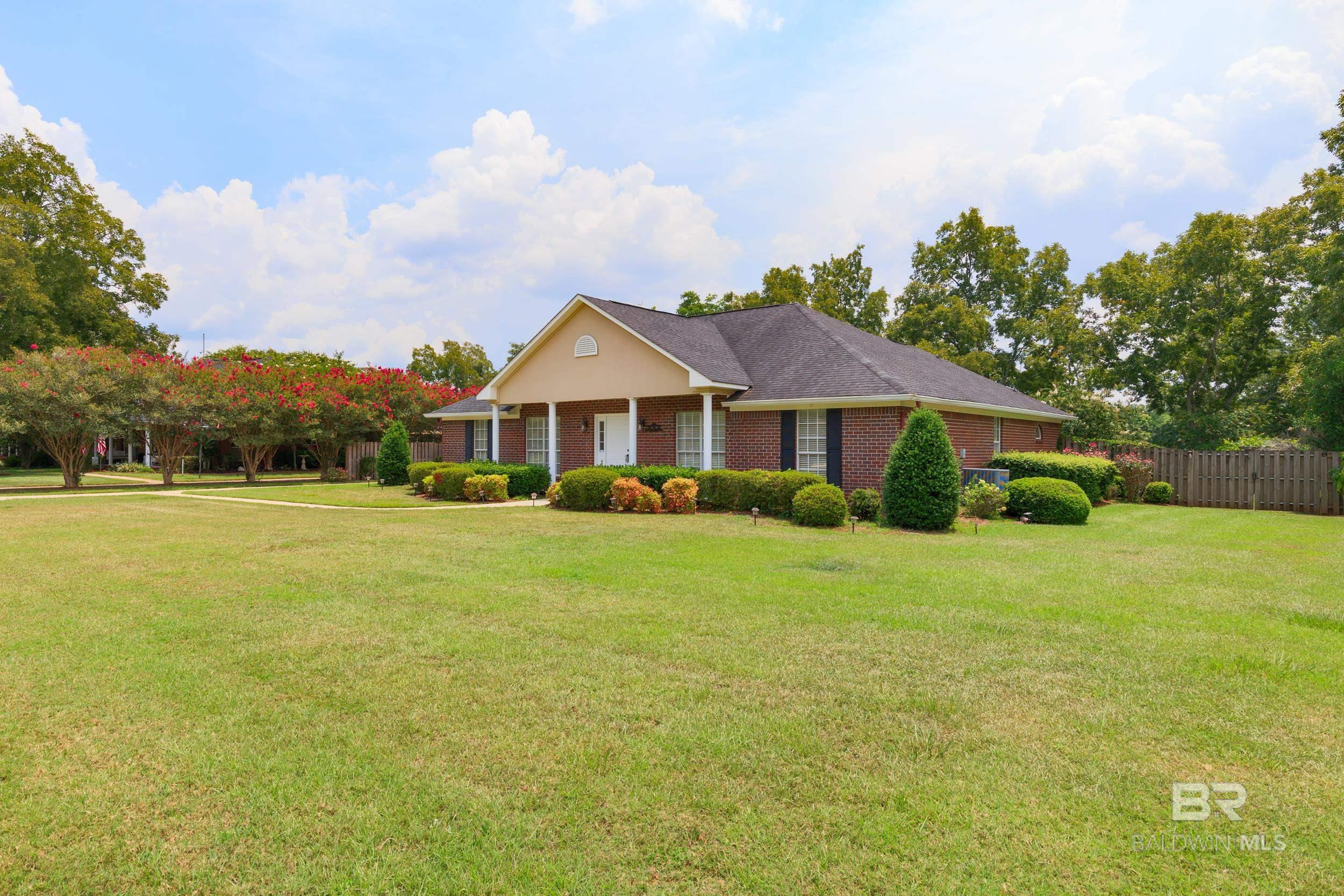 Property Photo: 9158 Ashley Court AL 36526