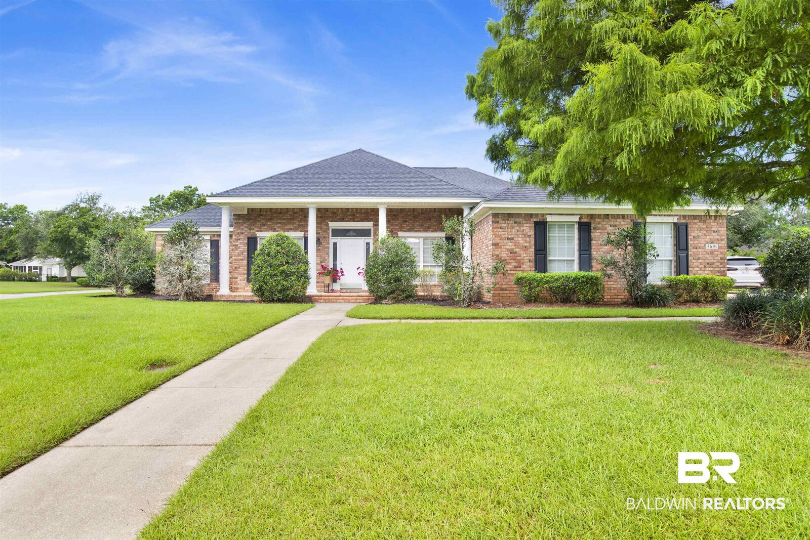 Property Photo: 3691 Cypress Circle AL 36542