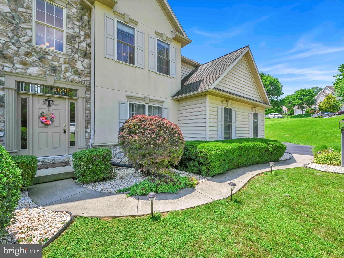 Property Photo:  2999 Legacy Lane  PA 17402 