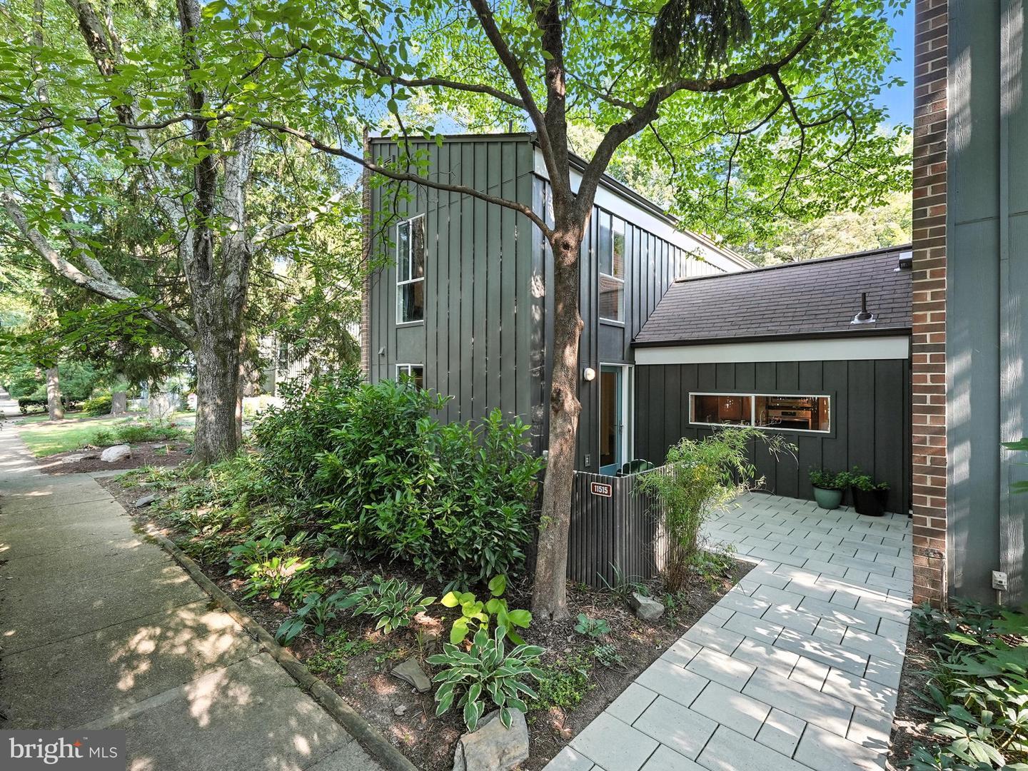 Property Photo: 11515 Links Drive VA 20190