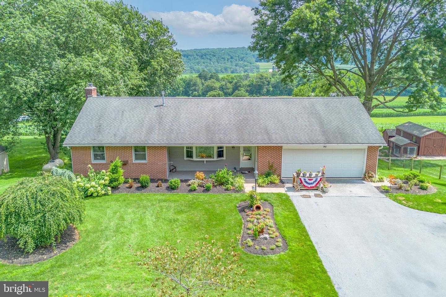 Property Photo: 90 Upper Valley Road PA 17509