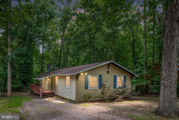 Property Photo: 106 Monroe Street VA 22508