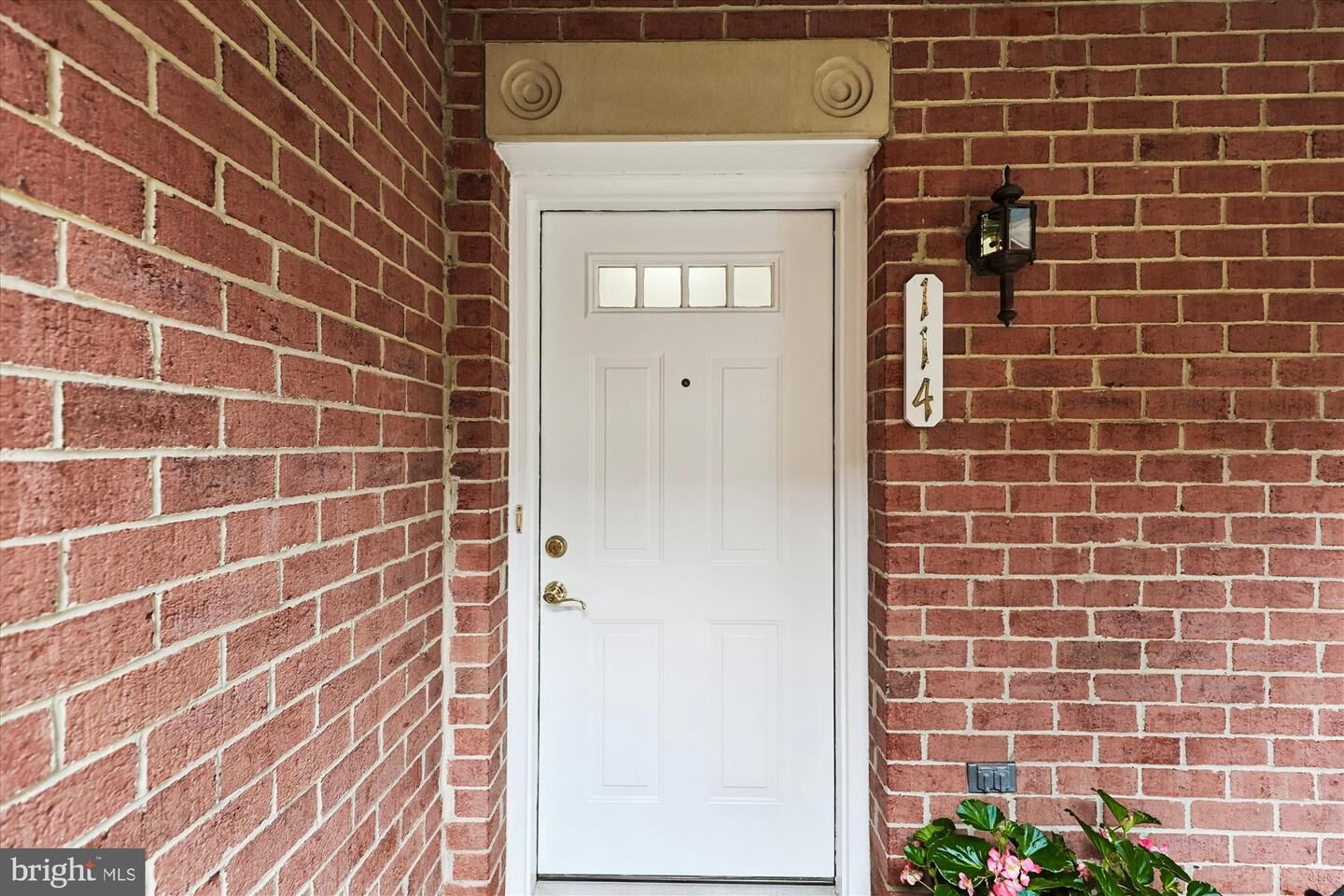 Property Photo:  6924 Fairfax Drive 114  VA 22213 