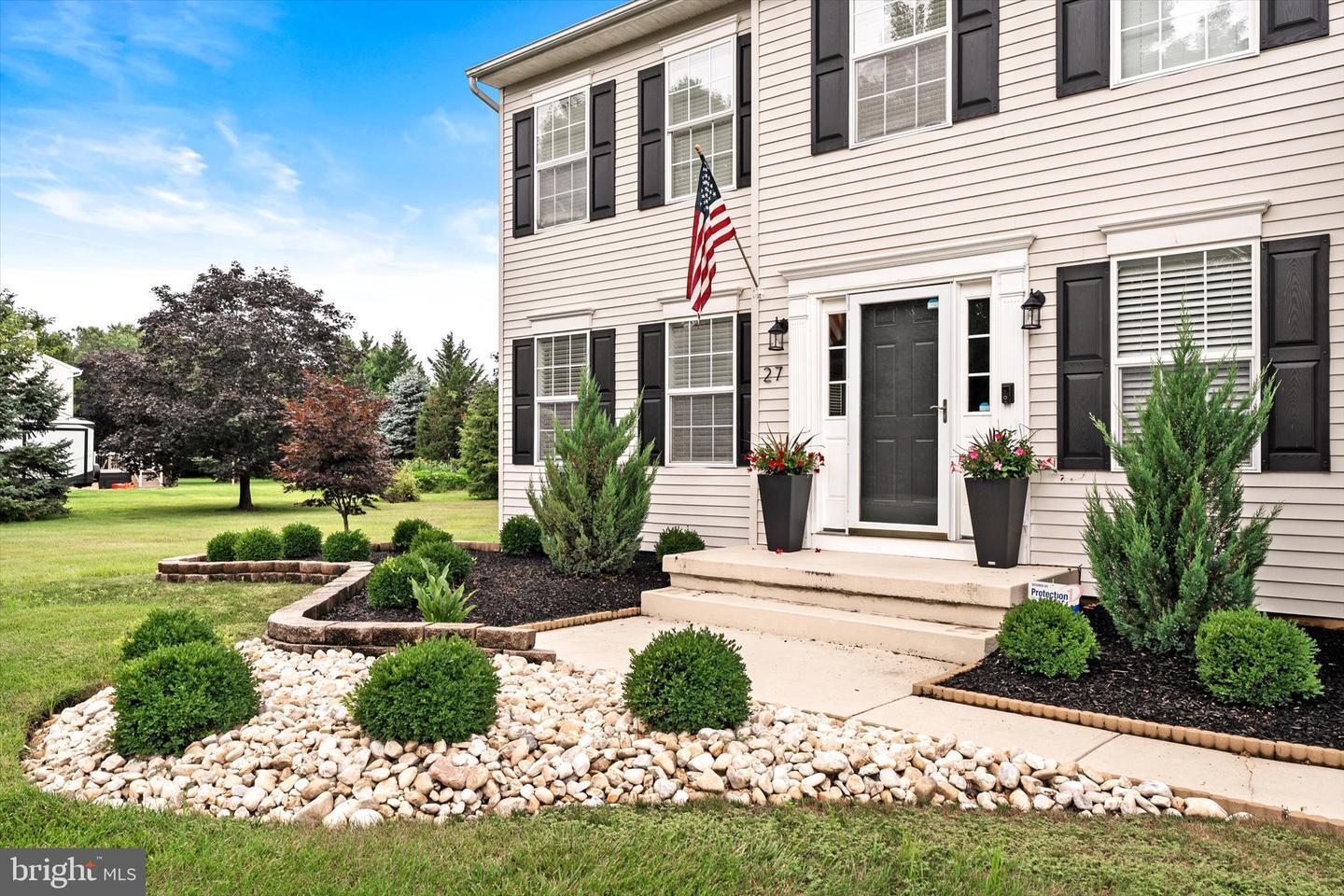 Property Photo:  27 Galloping Brook Drive  NJ 08501 