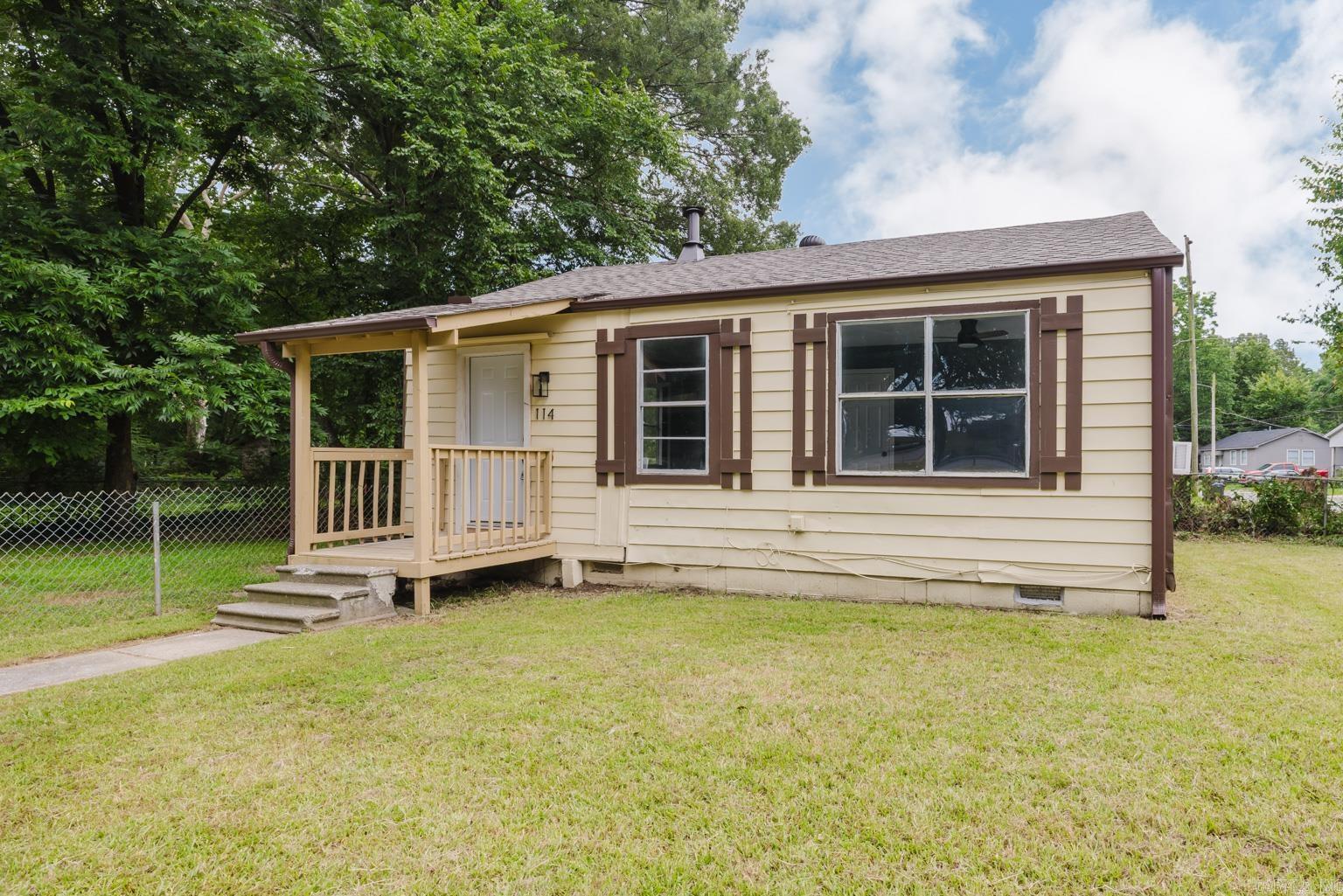 Property Photo:  114 Wilson Street  AR 72076 