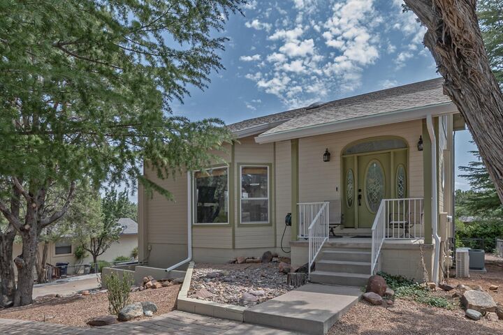 Property Photo: 1411 N Farview Drive AZ 85541