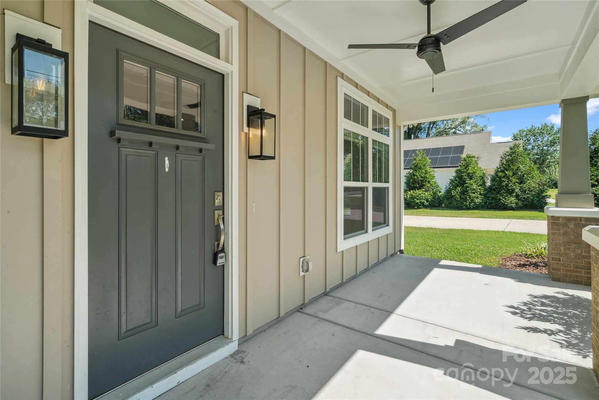 Property Photo: 9519 Lawing School Road NC 28214
