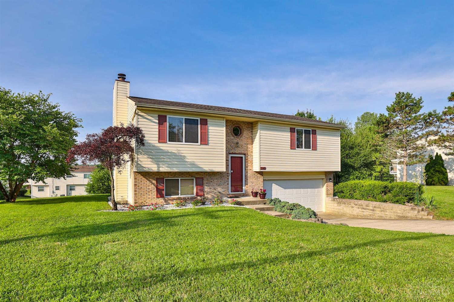 Property Photo: 1549 Mandarin Drive OH 45240