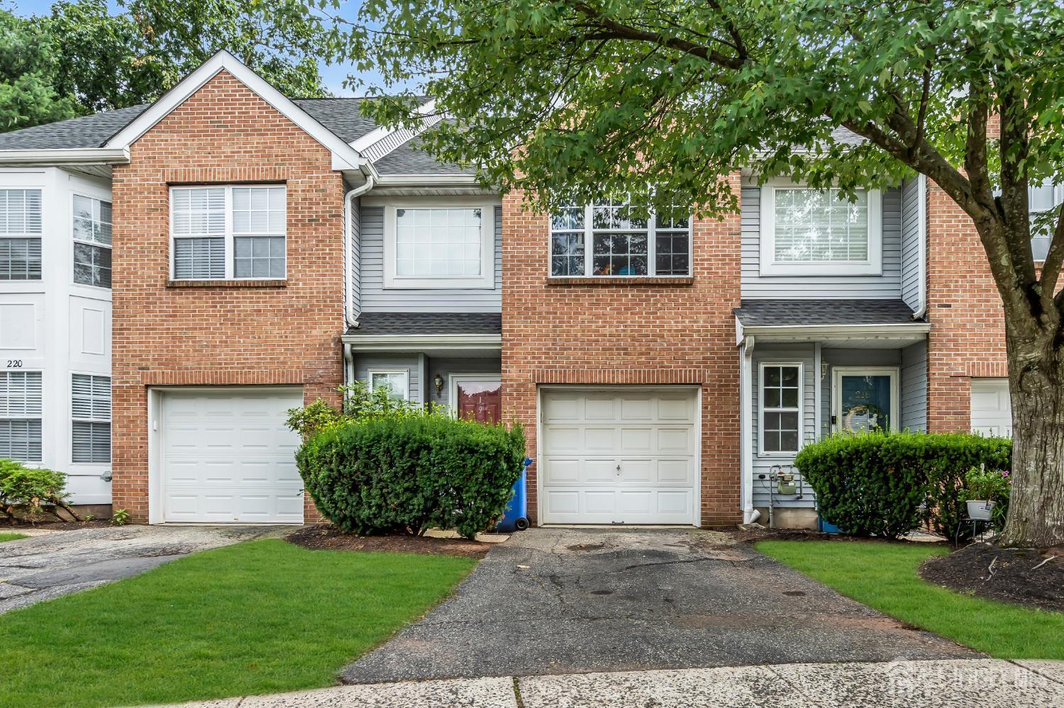 219 Hidden Woods Court  Piscataway NJ 08854 photo