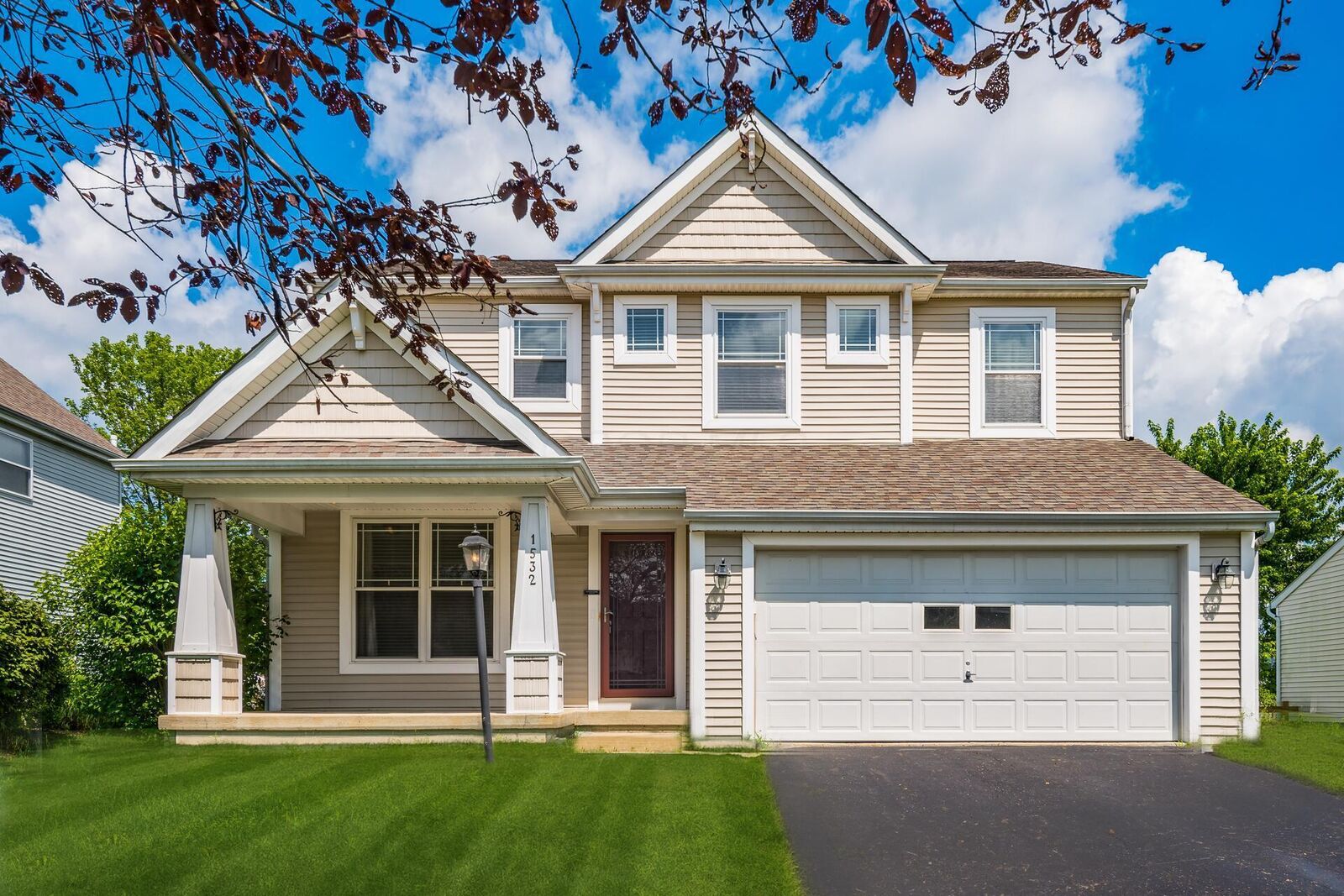 Property Photo: 1532 W Quail Run Drive OH 43055