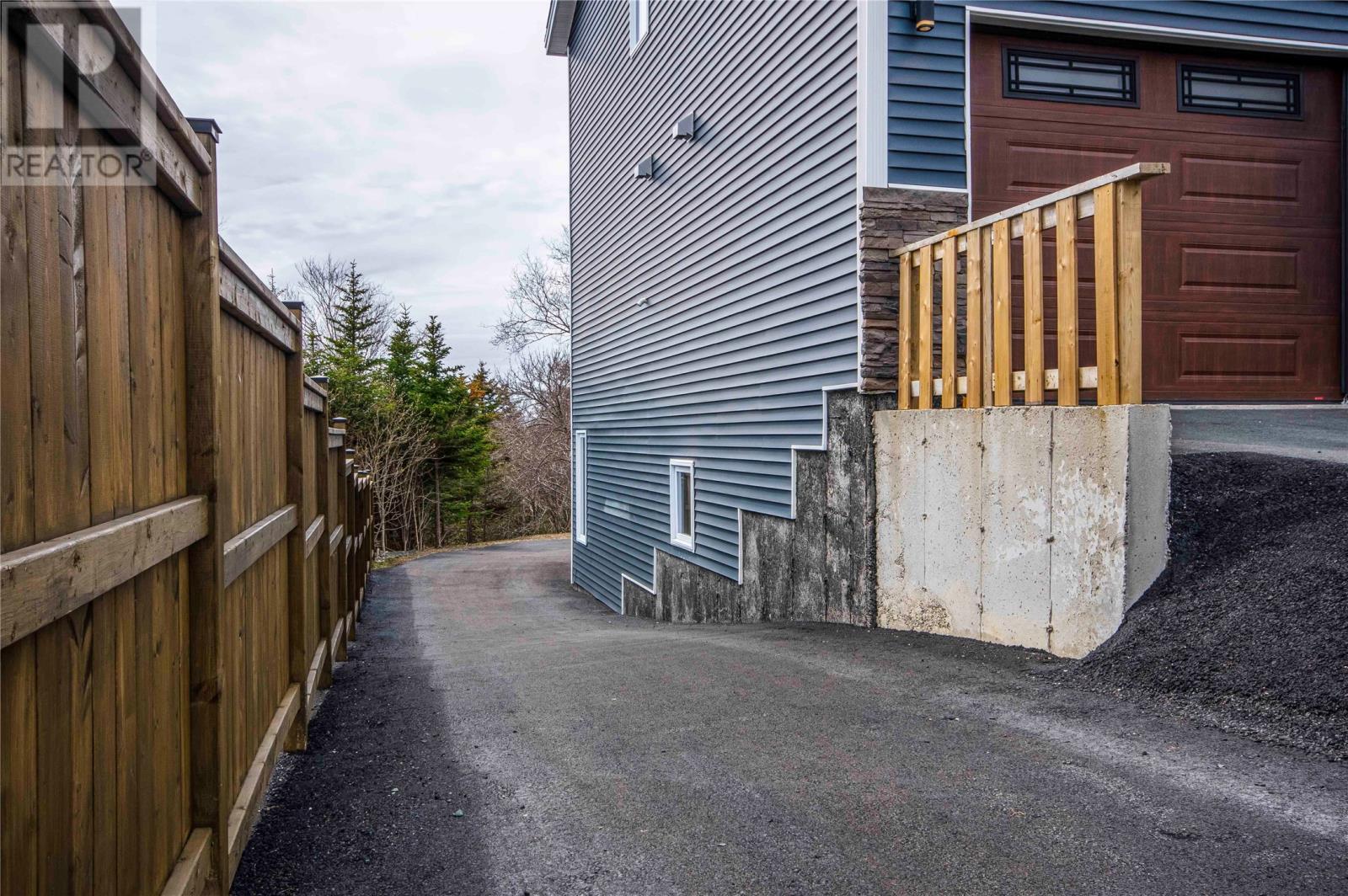 Photo de la propriété:  7 Christopher Street  NL A1L 1W6 