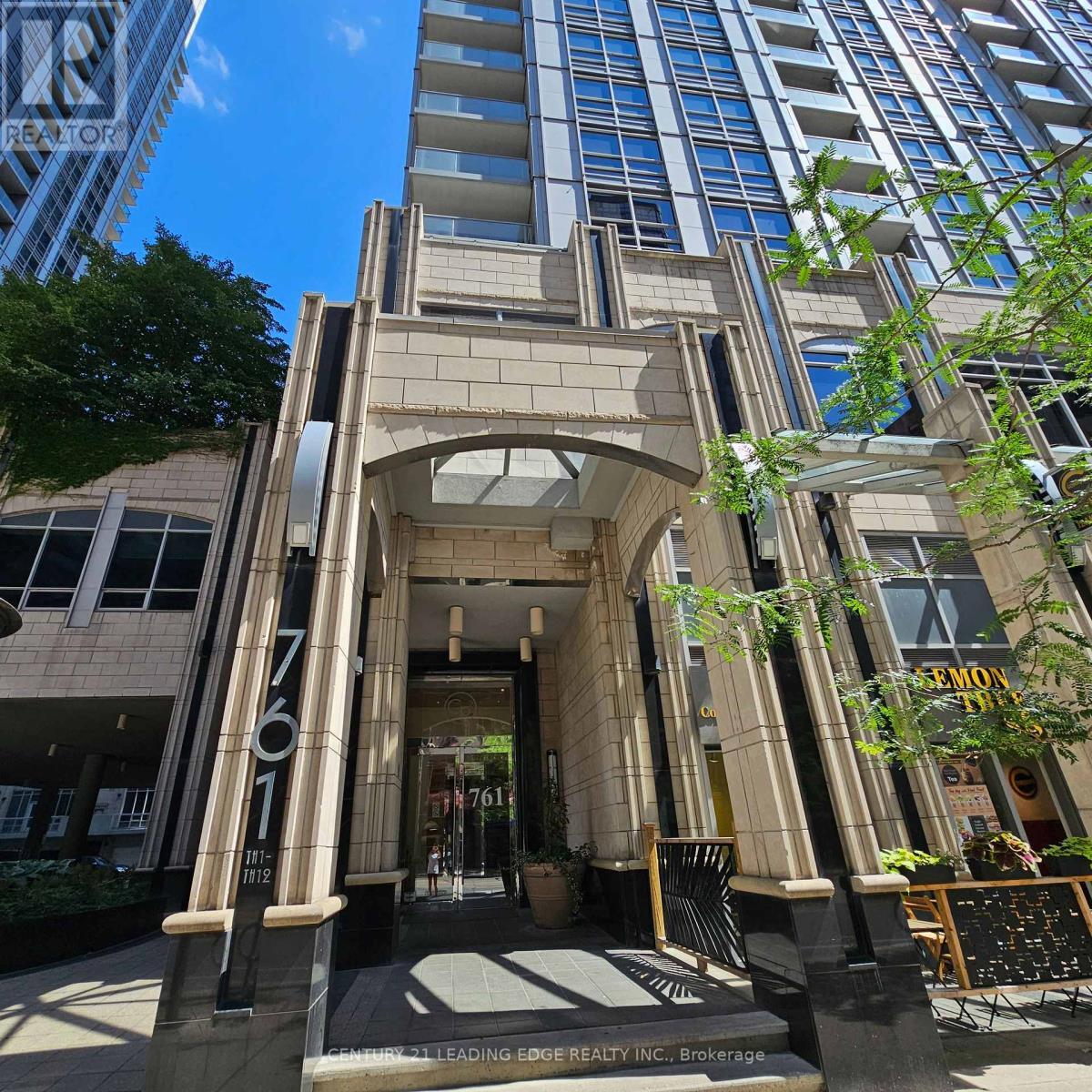 Property Photo: 761 Bay Street 714 ON M5G 2R2