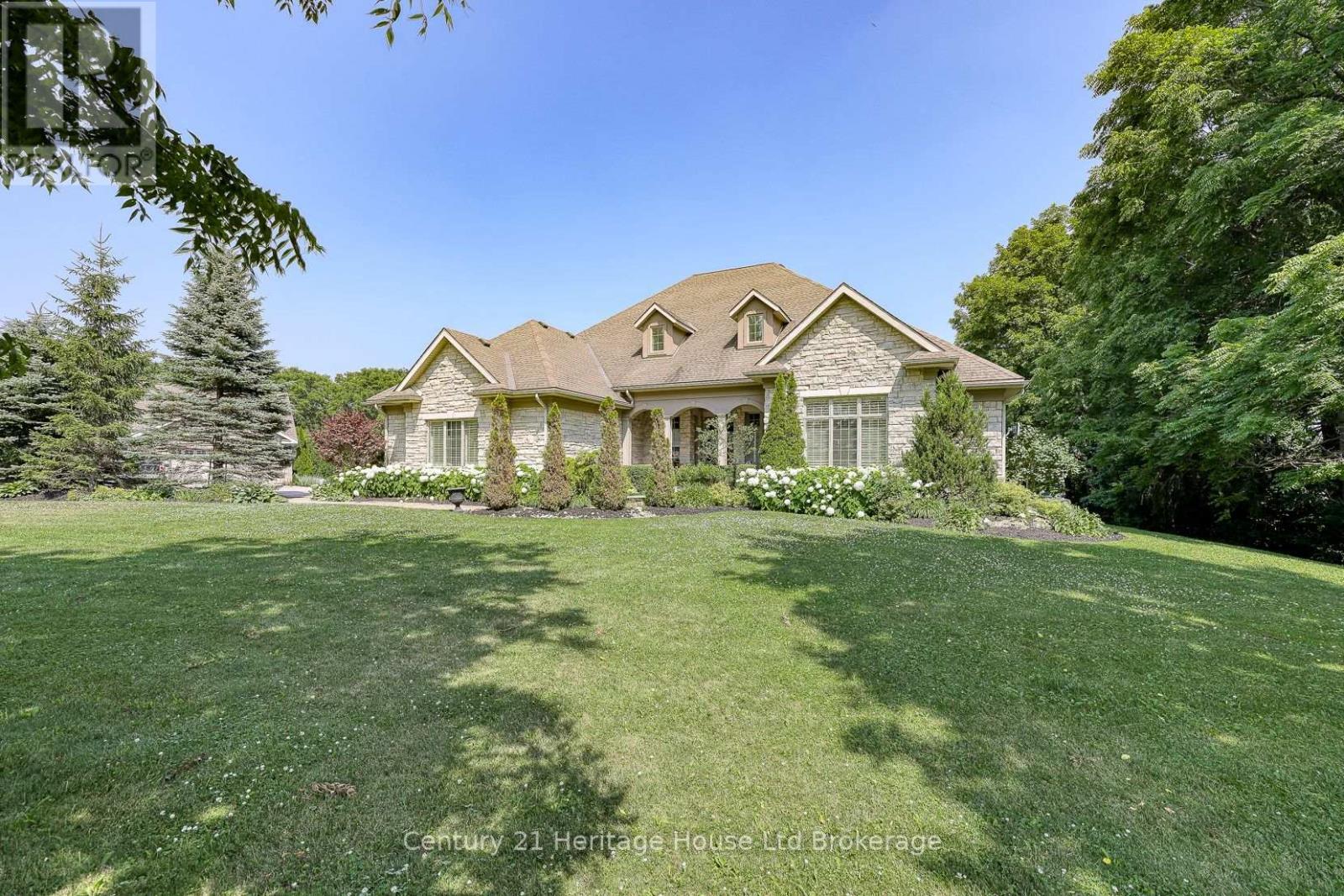 Photo de la propriété: 3249 Perth 113 Road ON N5A 6S3