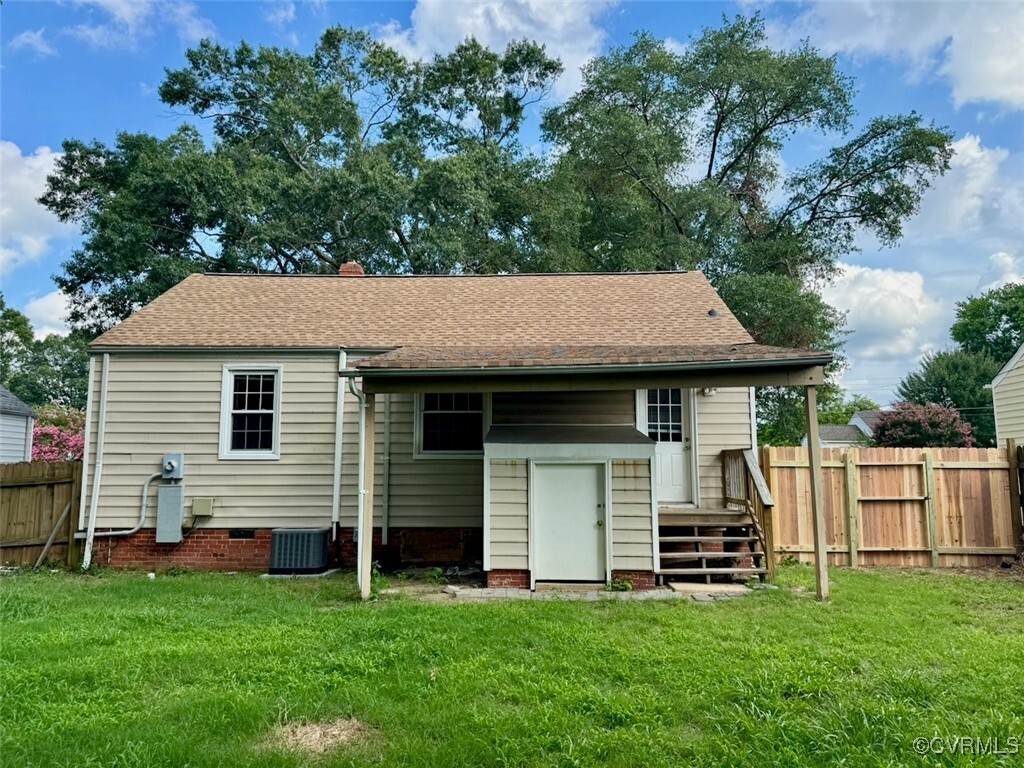 Property Photo:  2106 Hampstead Avenue  VA 23230 
