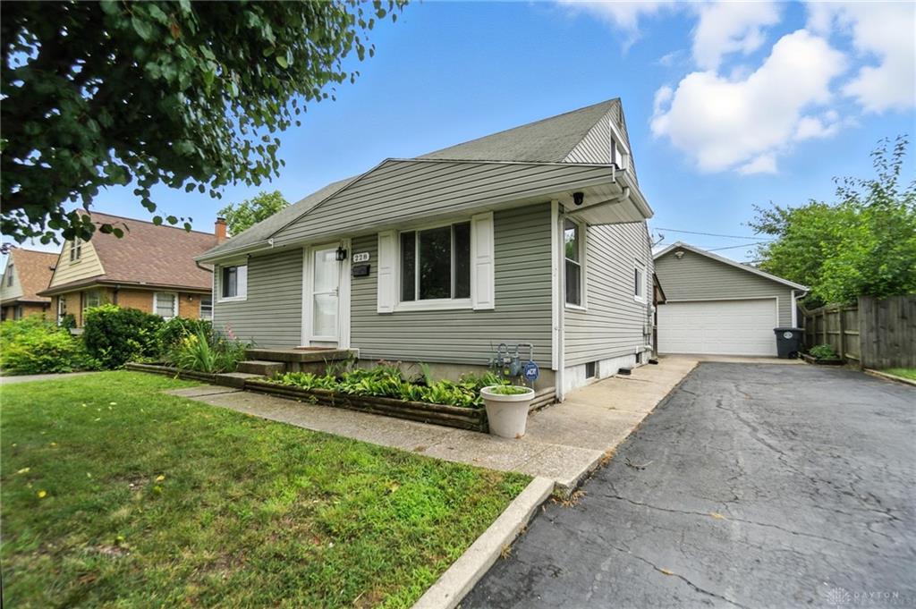 Property Photo:  228 N Cherrywood Avenue  OH 45403 