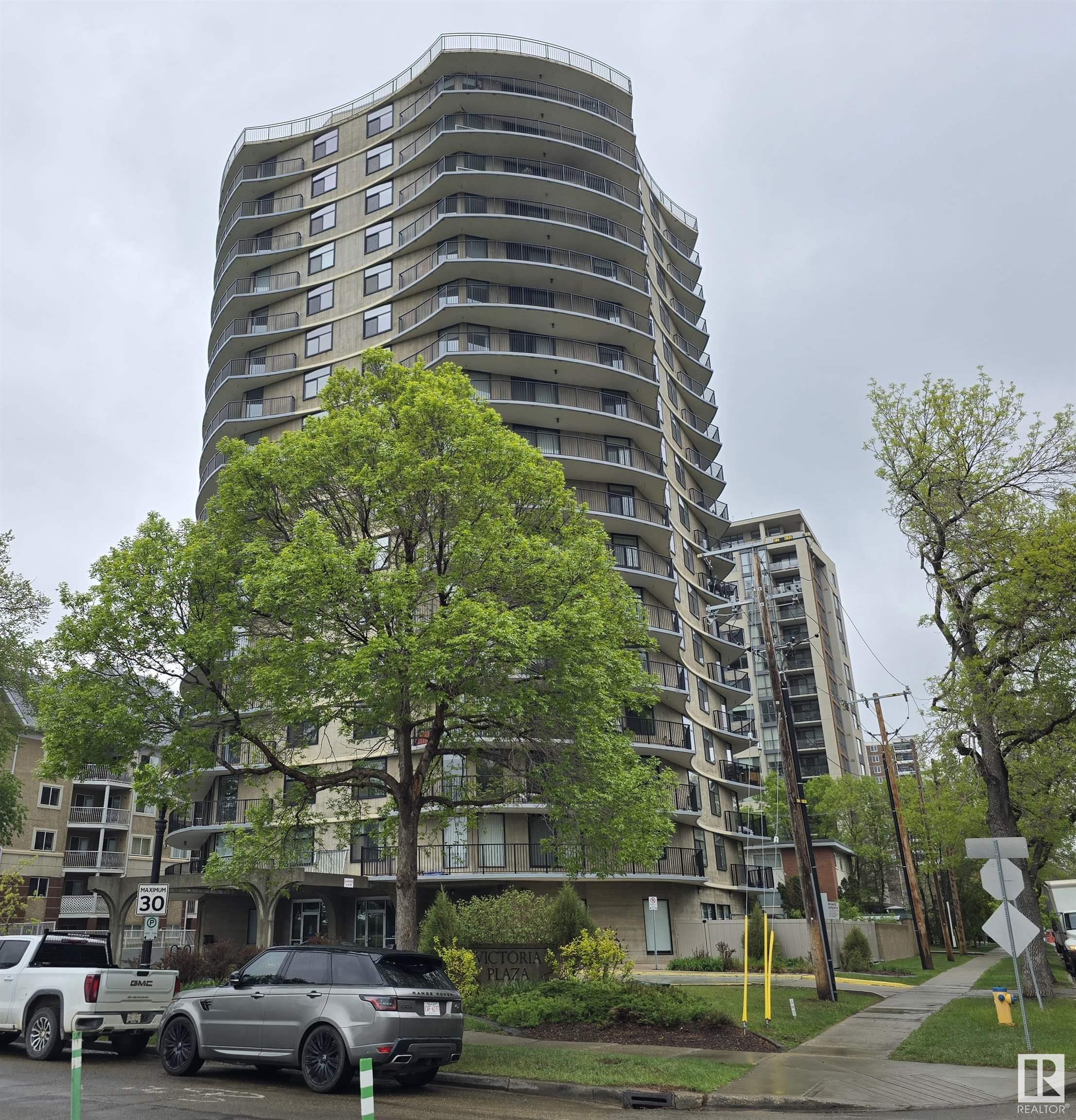 11710 100 Avenue NW 701  Edmonton AB T5K 2G3 photo