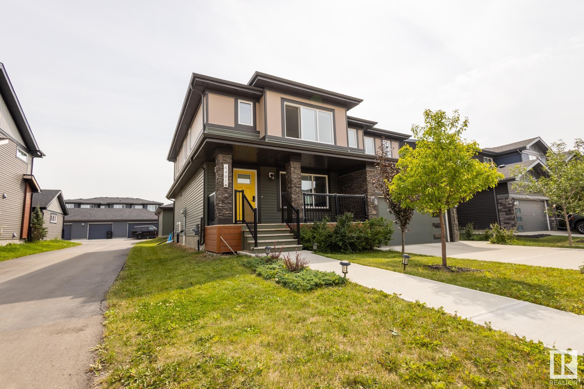 Property Photo:  6481 King Wynd SW  AB T6W 3Z9 