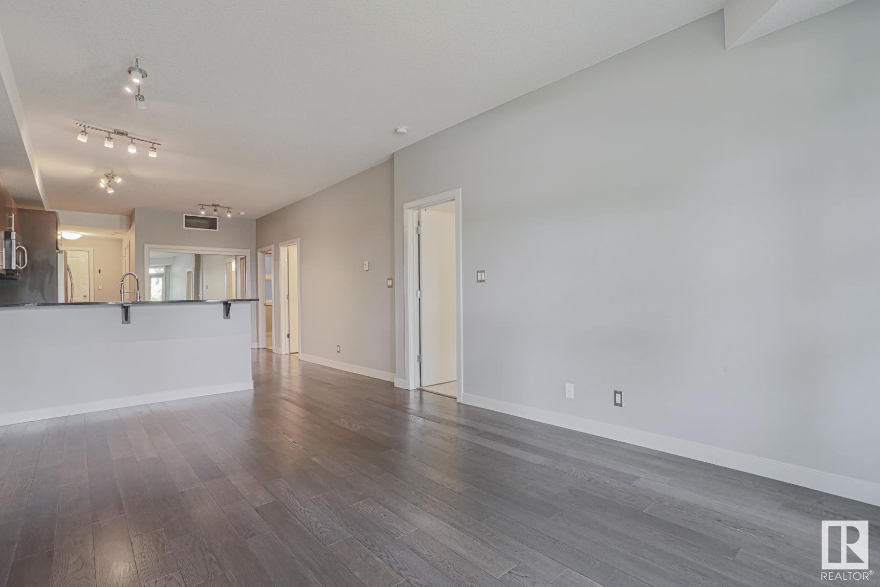 Property Photo: 10811 72 Avenue NW 101 AB T6W 1A4
