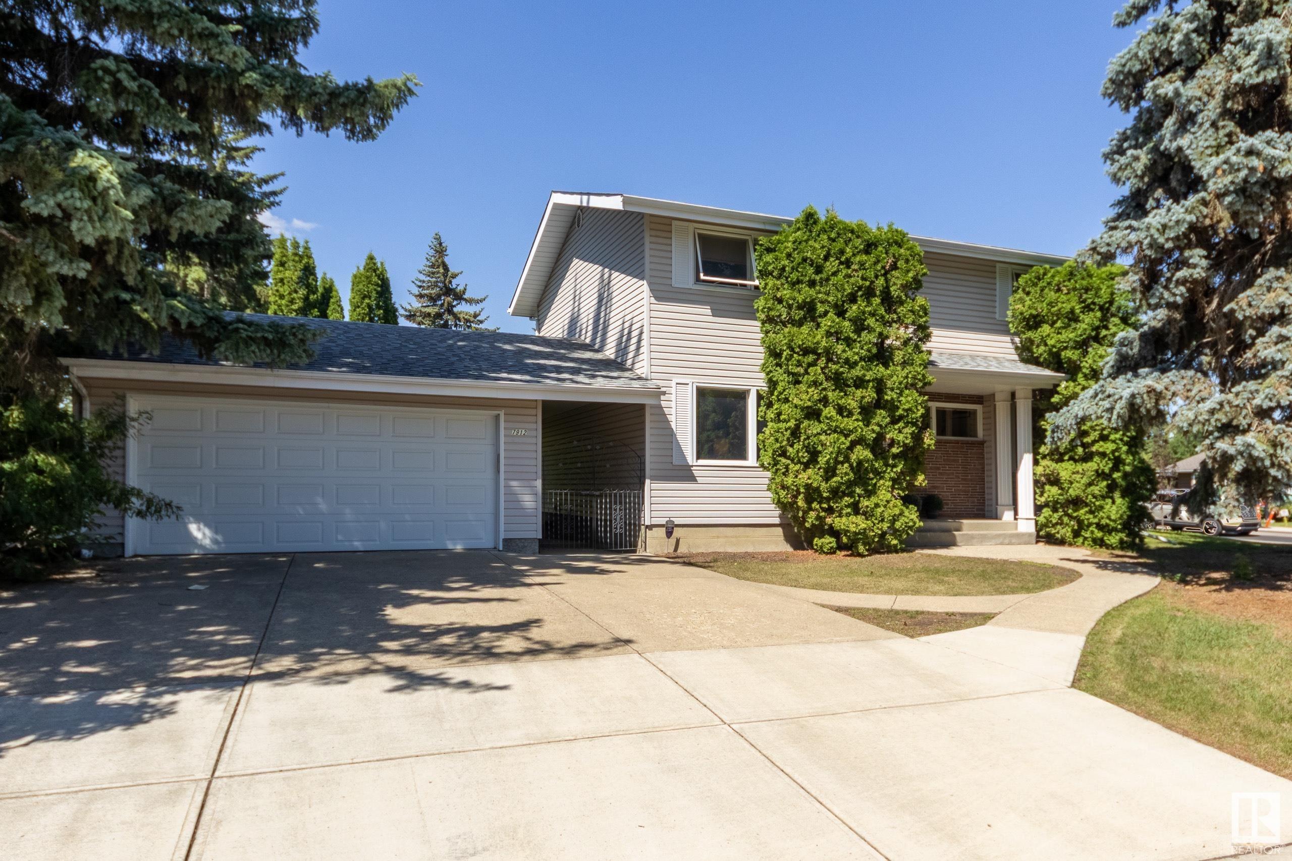 Property Photo:  7912 142 Street NW  AB T5R 0L8 