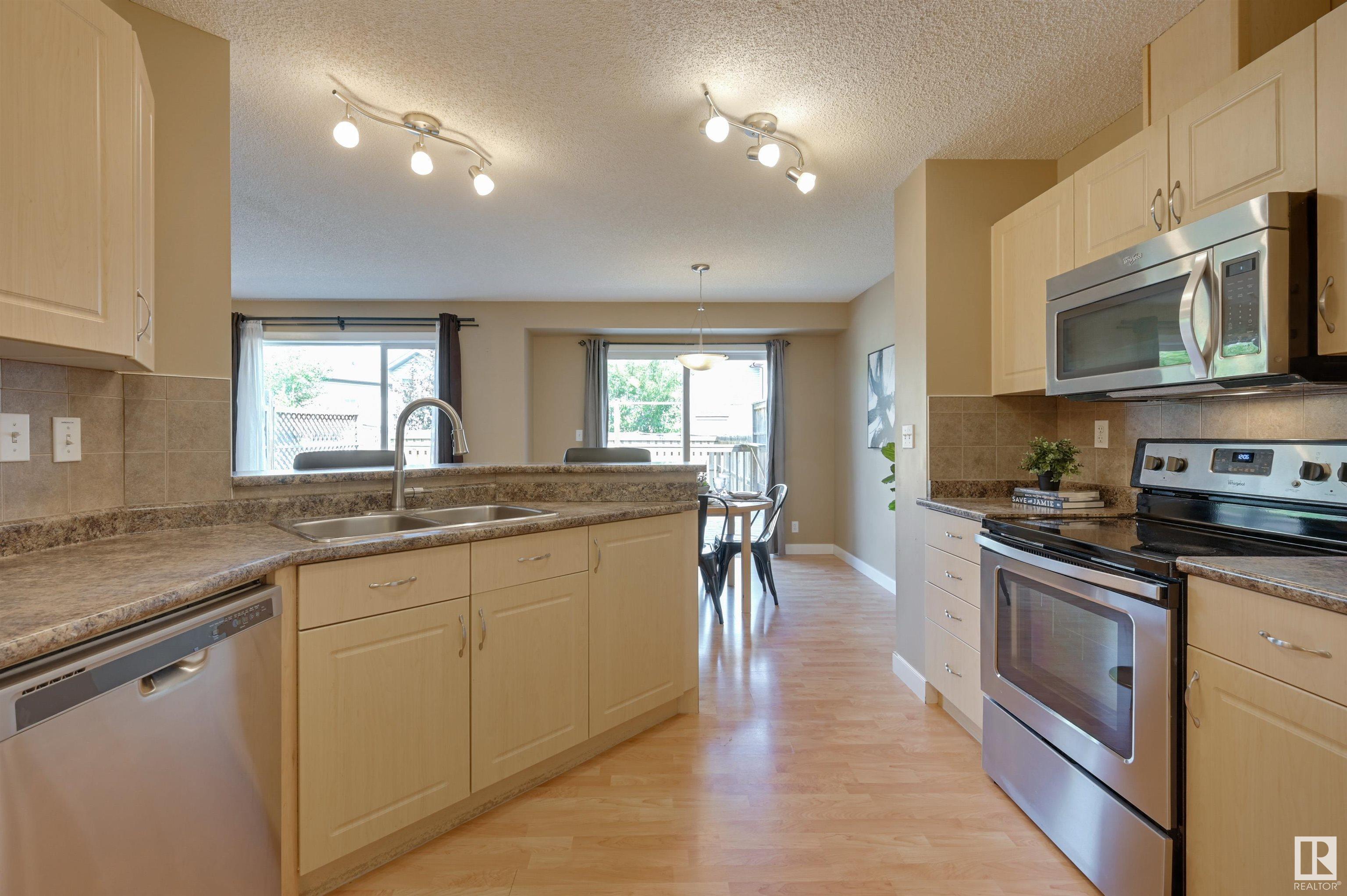 Property Photo:  9428 Stein Way NW  AB T6R 0L6 